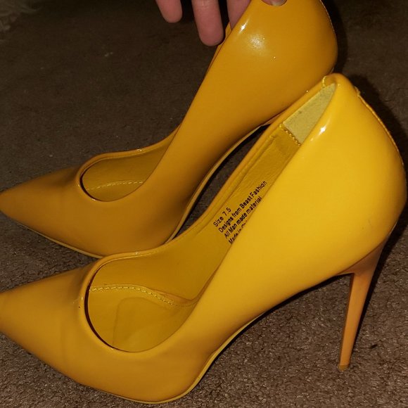 Leather Yellow High Heel Stilettos (Size 7.5) NEW - Picture 1 of 4
